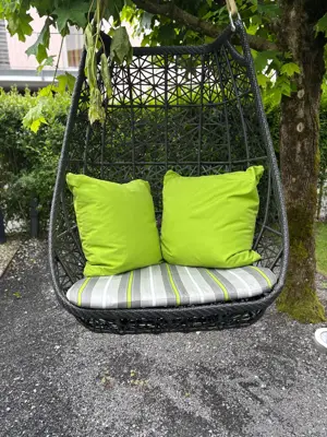 Outdoor Kissen und Sitzunterlage für Gartenschaukel oder Schaukelstuhl 