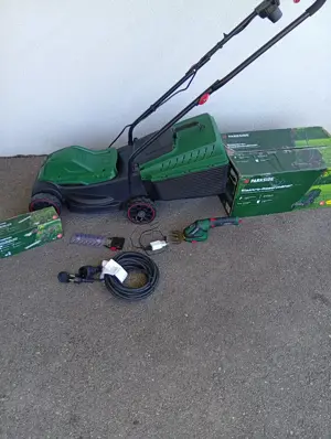 Elektrorasenmäher, wenig gebr., 10 Meter Gummiaussenkabel. Akkugras- und Heckenschere Bild 2