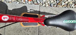 Woom 1 mit Surfboard Trittbrett Bild 4