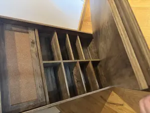 Kleiner Schreibtisch aufklappbar günstig neuwertig  Bild 5