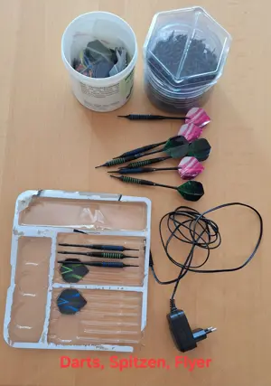 Elektronisches Dart mit Ständer und Zubehör