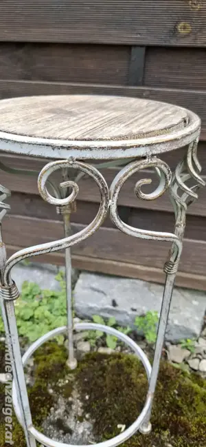 Shabby chic Blumenständer Bild 3
