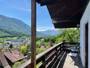 3,5 Zimmer Wohnung in bester Lage auf dem Ardetzenberg mit Aussicht über Feldkirch Bild 2
