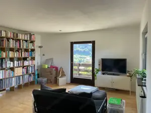 3,5 Zimmer Wohnung in bester Lage auf dem Ardetzenberg mit Aussicht über Feldkirch Bild 5