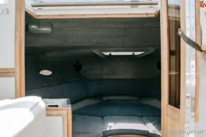 Motorboot Continental Tiara mit 260 PS V8