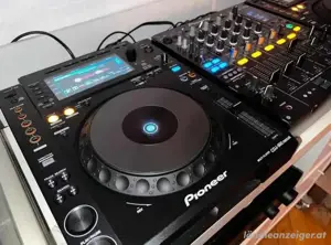 DJ-Set Pioneer 2x CDJ-900 Nexus + DJM-800 Die Ausstattung ist perfekt, es funktioniert wunderbar. Er