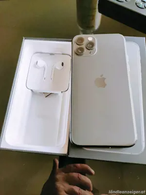 iPhone 11 Pro 256 GB  Bild 2