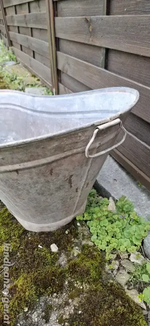RARITÄT Kinderwanne Bild 2