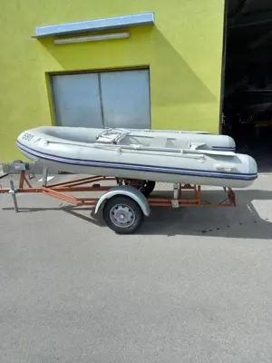 Schlauchboot mit Festrumpf RIB Bild 3
