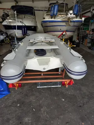 Schlauchboot mit Festrumpf RIB Bild 4