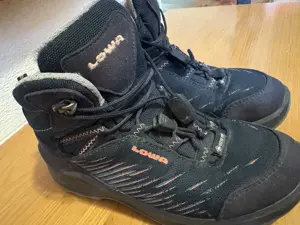 Lowa Wanderschuhe   Grösse 30