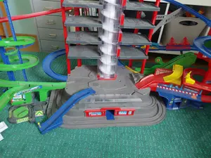 Super city garage majorette Bild 2