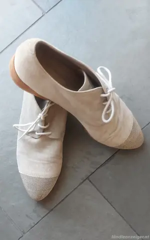 Damenschuh Bild 2