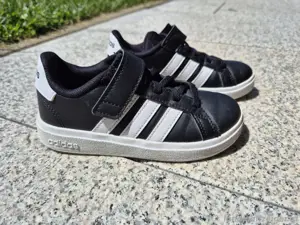 Adidas Sneakers Gr 28