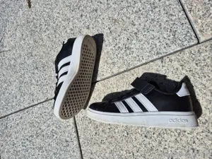 Adidas Sneakers Gr 28 Bild 4