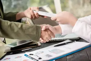 KEINE Vermittlungsprovision ! KEINE Transfergebuehren! KEIN Versicherungs!