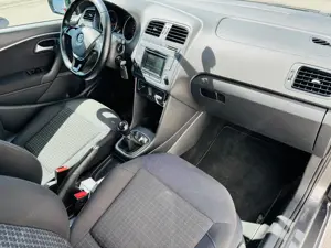 Volkswagen Polo Sportline* Bj2017* Nur 96000Km* Bild 8