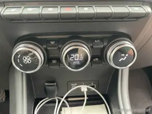 Renault Captur TCe 100 Bild 6