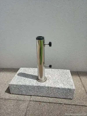 Sonnenschirmständer 
