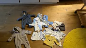 Säuglingskleidung unisex Grösse 56 Starter- Paket