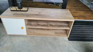 Lowboard für TV