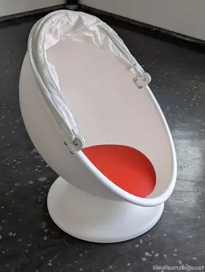 ikea egg chair für Kinder, drehbar mit haube
