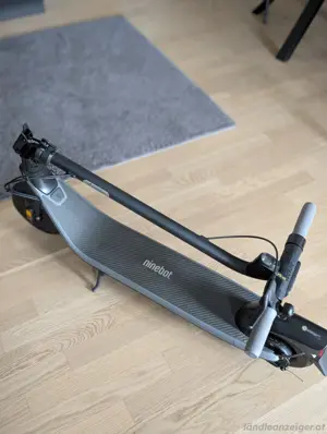 Segway-Ninebot E2 E   E-Scooter Top-Zustand  Bild 2