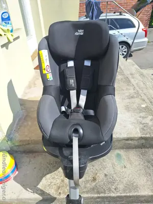 Kinder Autositz