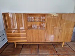 Kommode mit Vitrine 60 er Jahre Bild 3