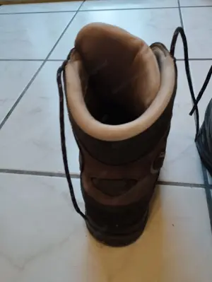 LOWA Wanderschuhe für Damen zu verkaufen (Größe 40) Bild 2