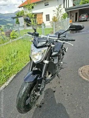 Yamaha FZ1 Bild 4