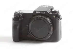 Fujifilm GFX 50s II Fuji Spiegellose Kamera  Bild 2