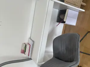 Schreibtisch  Schminktisch mit Stuhl