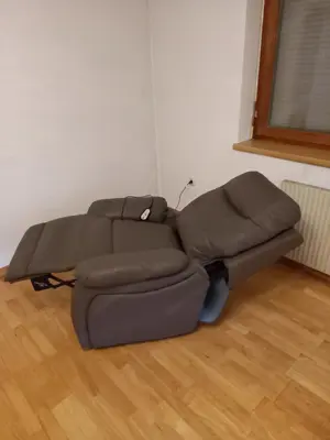 Sehr gut erhaltener Seniorenstuhl. Nichtraucher Haushalt! Bild 7