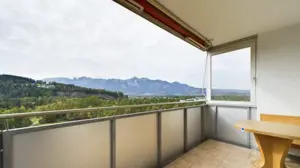 Sonnige 3 Zimmerwohnung mit Panoramablick in Feldkirch  Bild 3