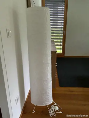 Stehlampe (NEU)