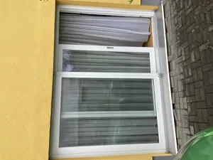 Glaselement mit großer Schiebetüre  Bild 2