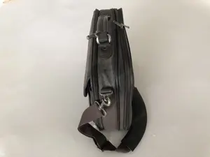 Echt Leder Laptop und Notebook Tasche - Aktentasche dunkelbraun, geeignet für 17-Zoll Laptop  Bild 2