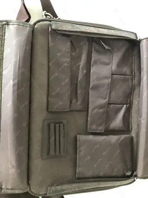 Echt Leder Laptop und Notebook Tasche - Aktentasche dunkelbraun, geeignet für 17-Zoll Laptop  Bild 5