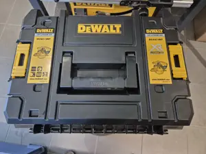 DEWALT - Akku Metallkreissäge DCS373NT fast wie neu. Bild 5