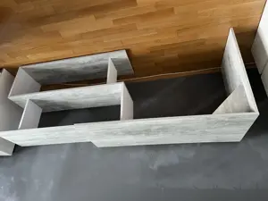 Schreibtisch