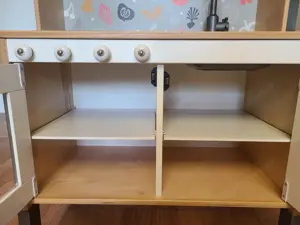 Kinderküche aus Holz aufgepimt Bild 3