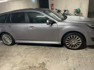 Subaru Lagacy  Bild 2