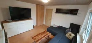 Charmante 2,5 Zimmer Altbauwohnung in Zenturmsnähe Bild 4