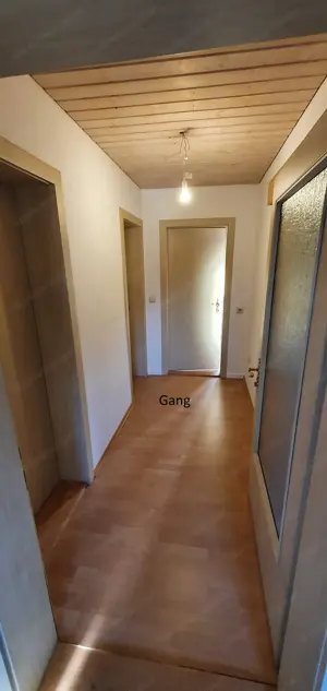 Charmante 2,5 Zimmer Altbauwohnung in Zenturmsnähe Bild 10