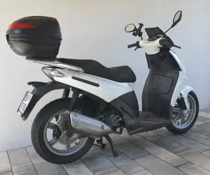 Derbi Rambla 125 wie Aprilia Sportcity Top Zustand Roller   Scooter Bild 3