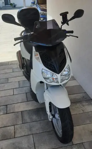 Derbi Rambla 125 wie Aprilia Sportcity Top Zustand Roller   Scooter Bild 5