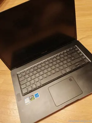 Asus Zenbook Pro 15 UX550VD Bild 3