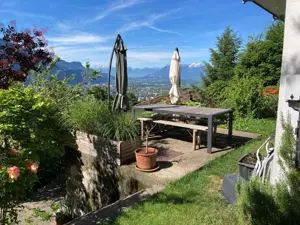 Über den Dächern von Dornbirn: Zwei Wohnungen im Grünen zu verkaufen!