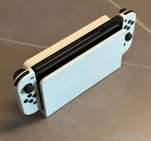 Nintendo Switch  OLED  Bild 2